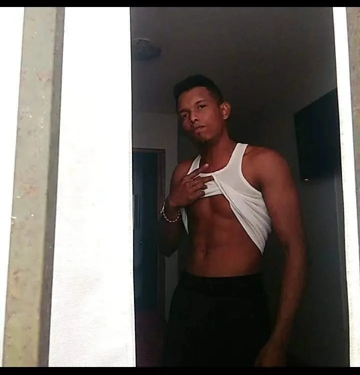 thoms_342 offline XXX-chatje