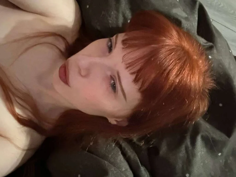 Ethel_Sullivan's Offline Chat Room