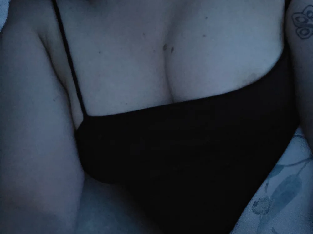 Chat XXX offline de BlueVelvett_