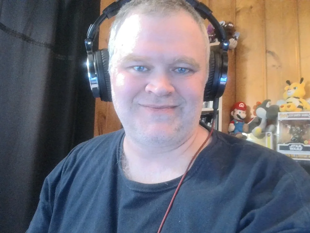 smallGuy79's Offline Chat Room