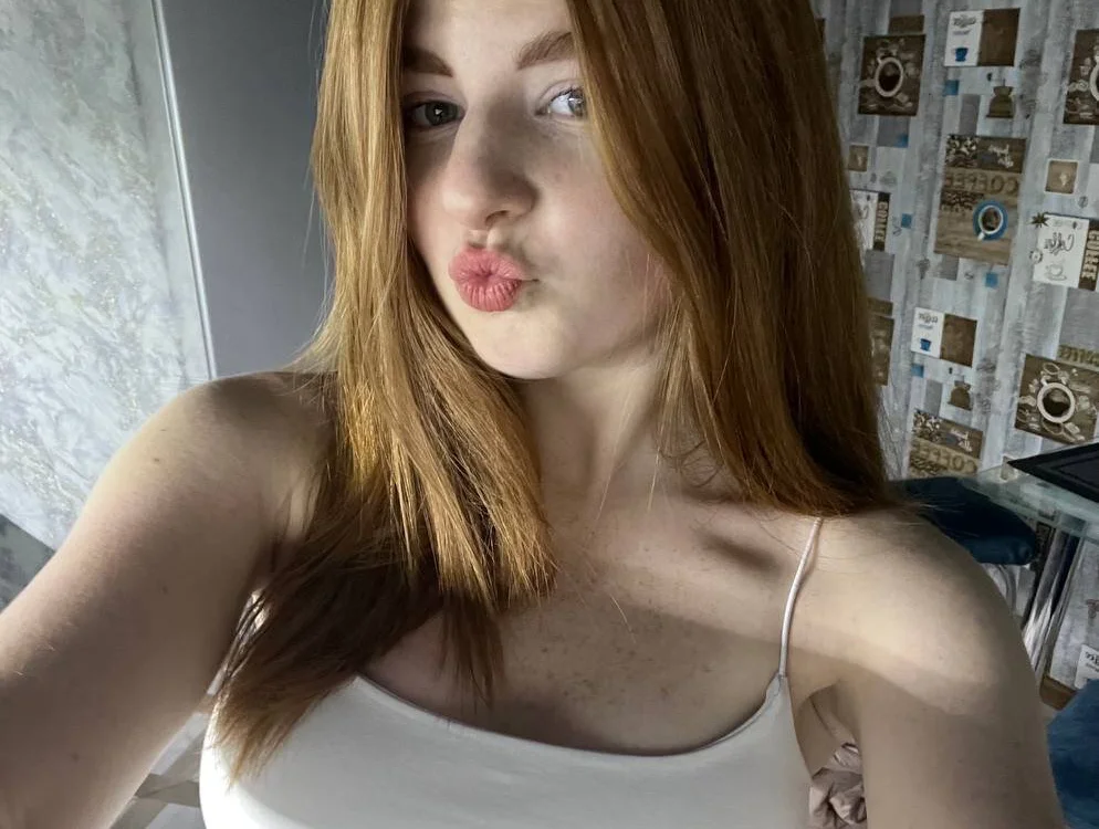 maja_beautiful's Offline XXX Chat