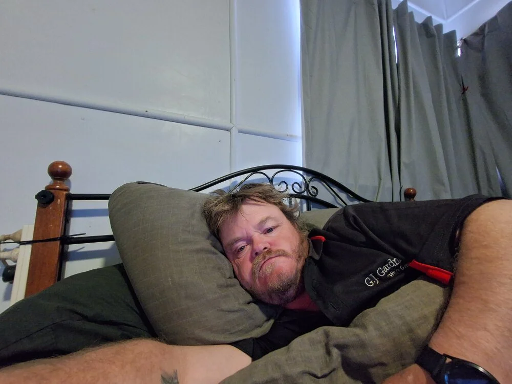 bobdown17 offline XXX-chatje