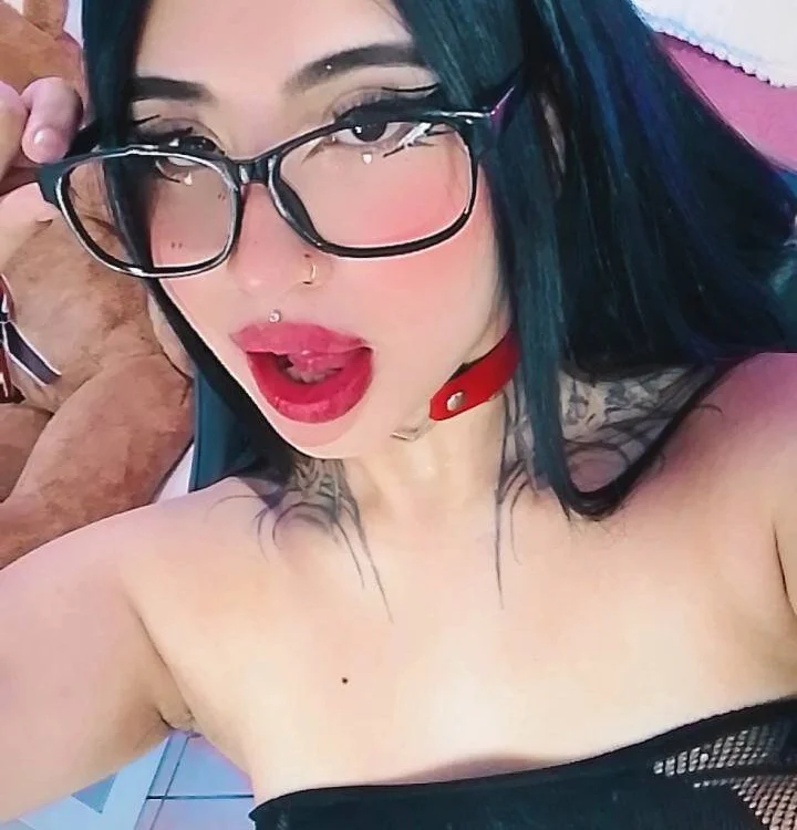 Offline chatovací místnost lizz_cutee