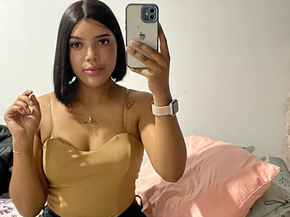 LIA_MEER_1 offline chatrum