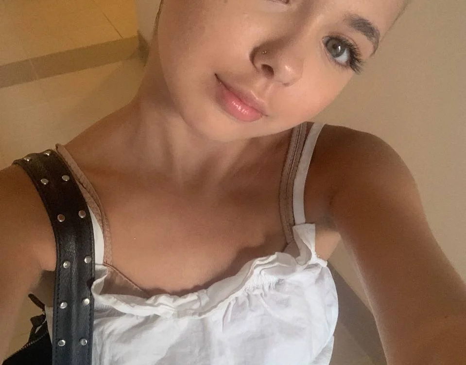 ErlineDagg's Offline XXX Chat