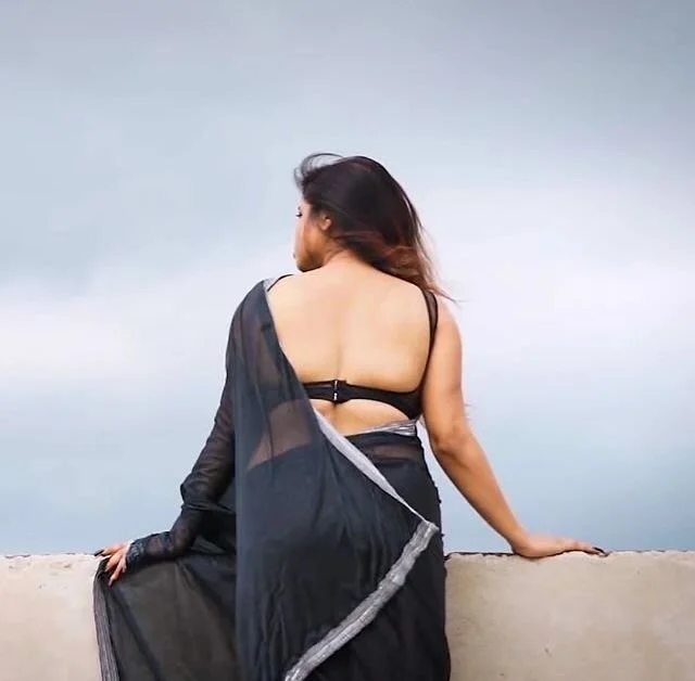 Priya_089: συνομιλία ΧΧΧ εκτός σύνδεσης