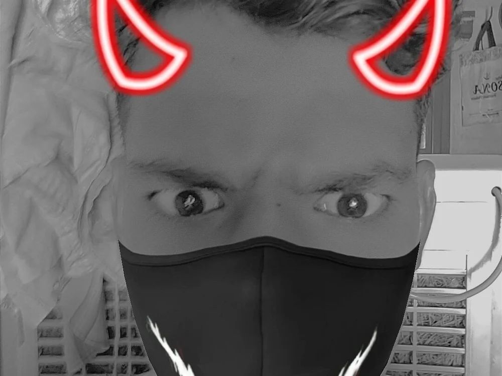 Mattrix_070's Offline Chat Room