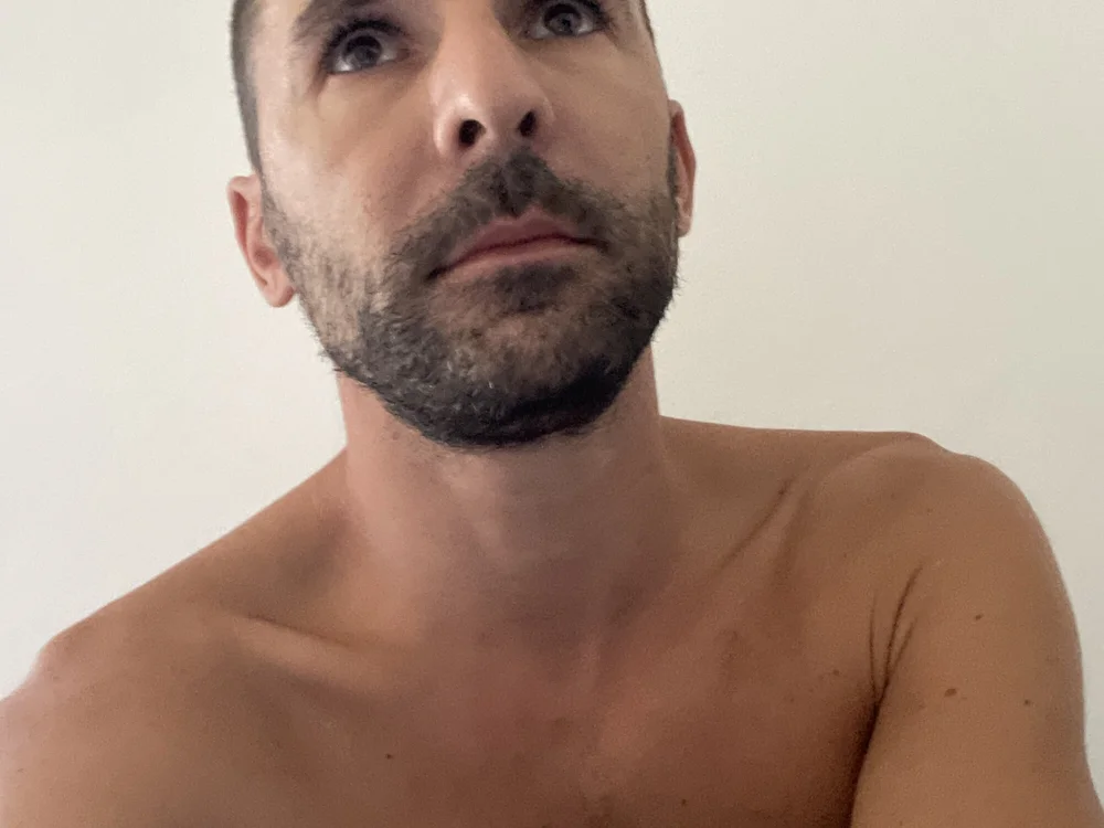 Alessandro91gold's Offline Chat Room
