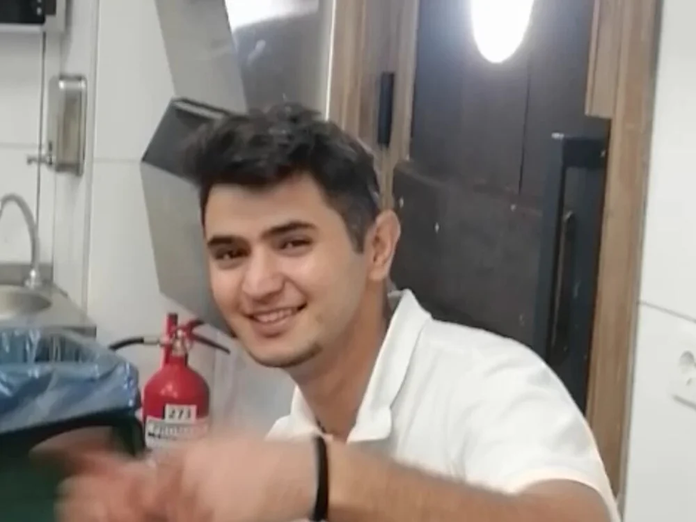Handsomeboy0807 offline chatrum