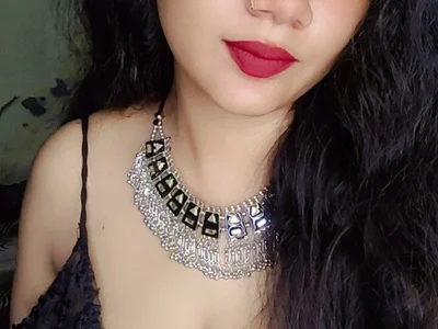 Profile thumbnail for inaya28