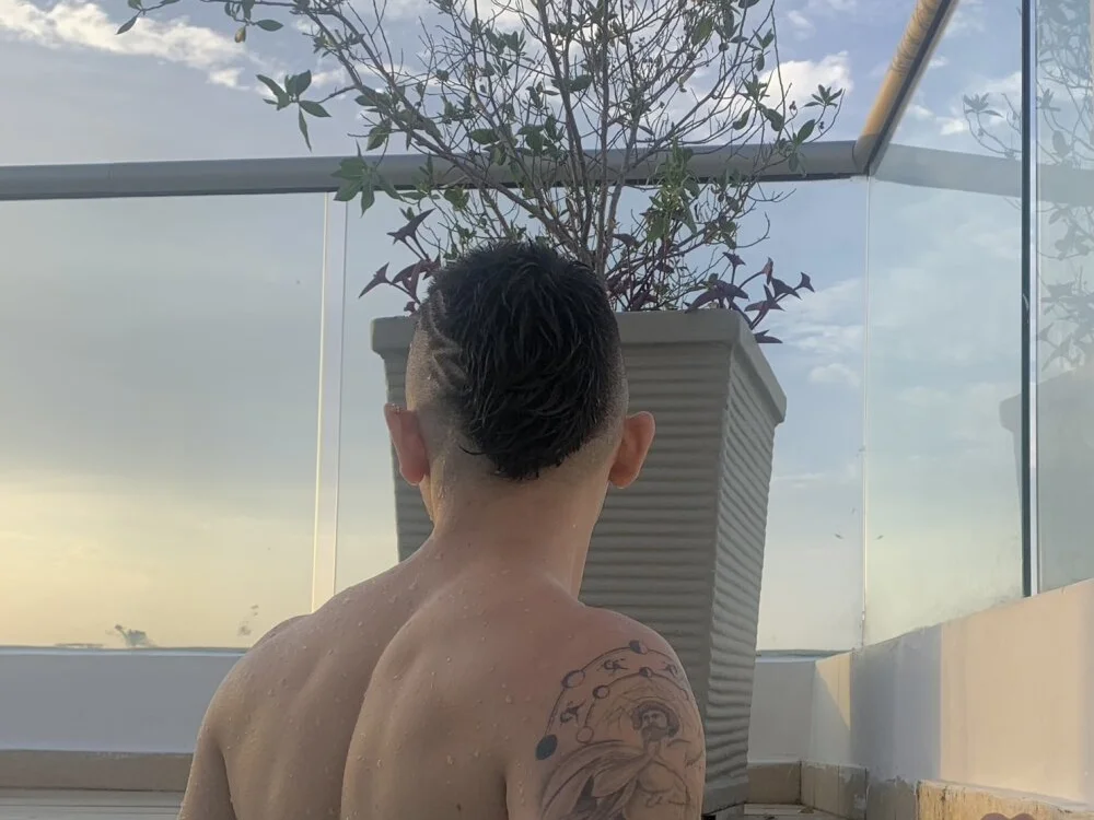 _Ander_Xxn Offline XXX chat