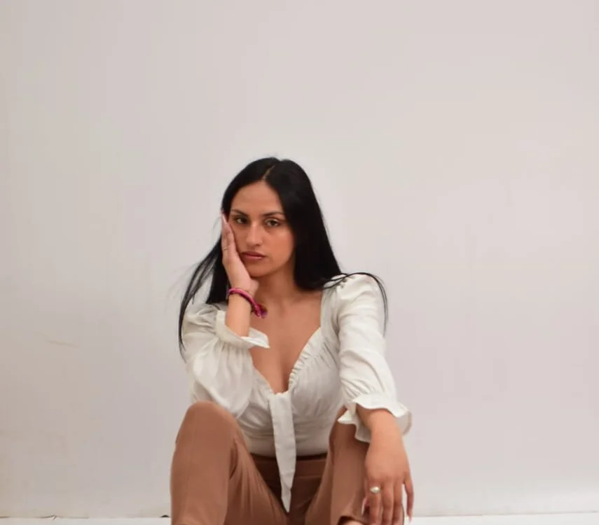 Greta_manson offline chatrum