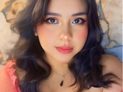 _Bella_7 webcam livesex profile in green-eyes cams