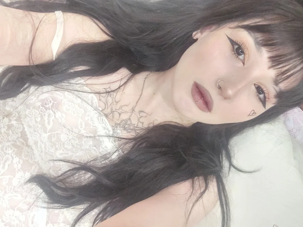 MiaxxxSweety's Offline XXX Chat