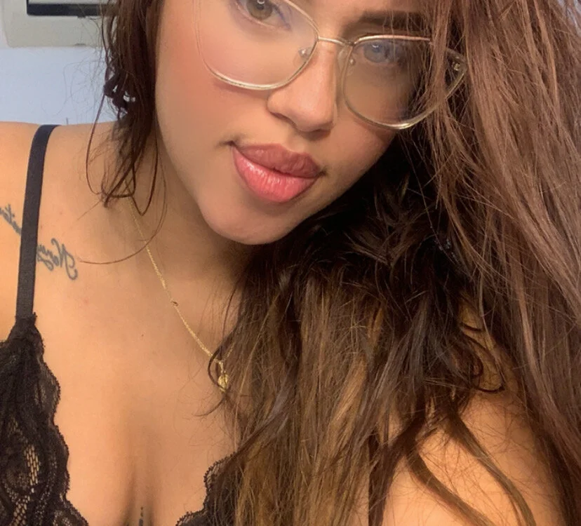 issa_latin4's Offline XXX Chat