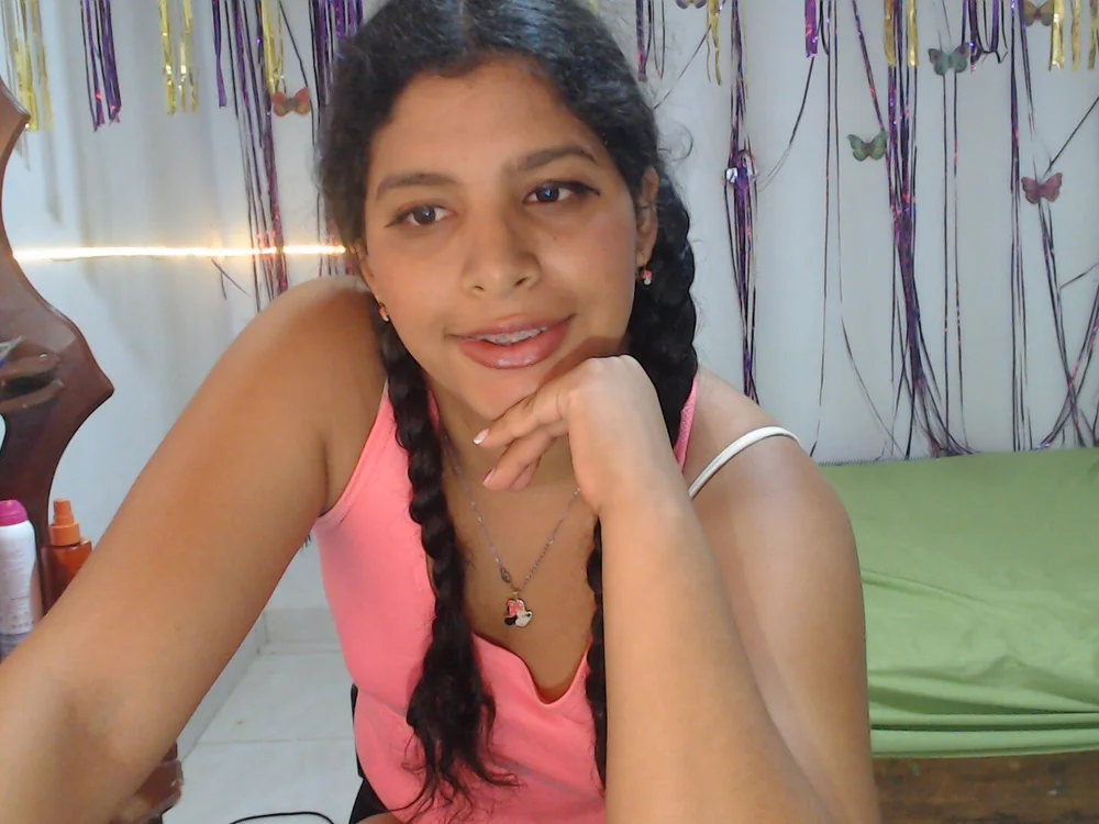 sexyhot20xxx Offline XXX-chat