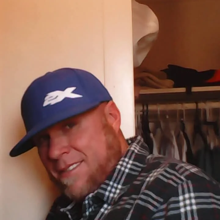 Reddog833 离线XXX聊天