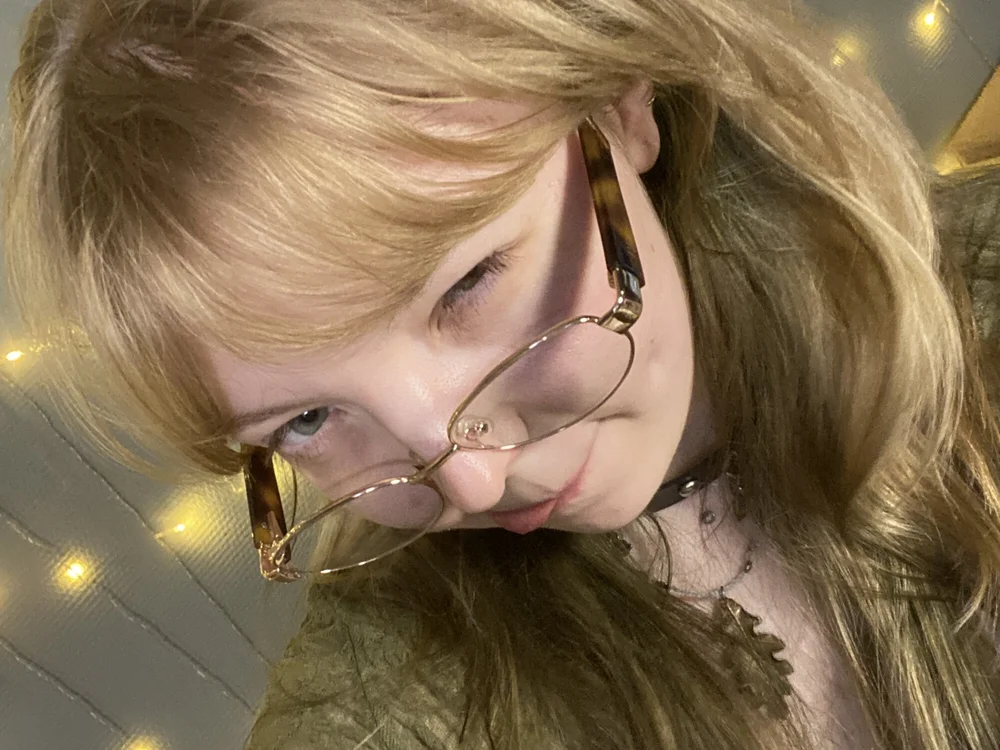 martha7uwu Offline XXX-chat