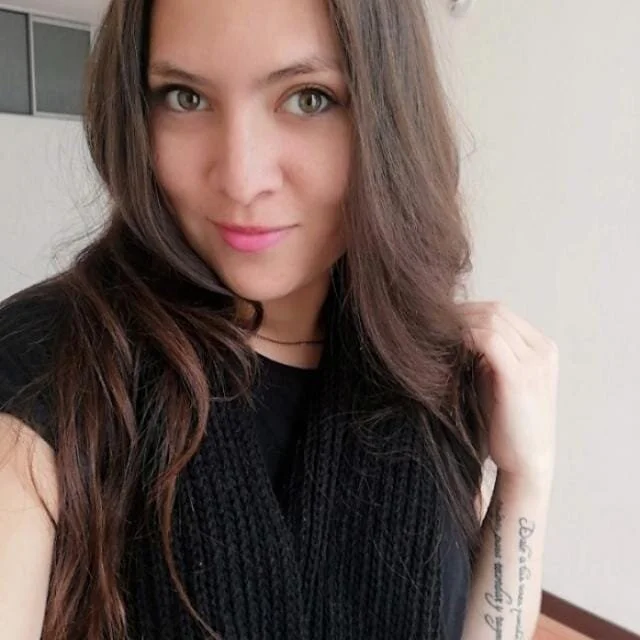 Tiina_bby's Offline Chat Room
