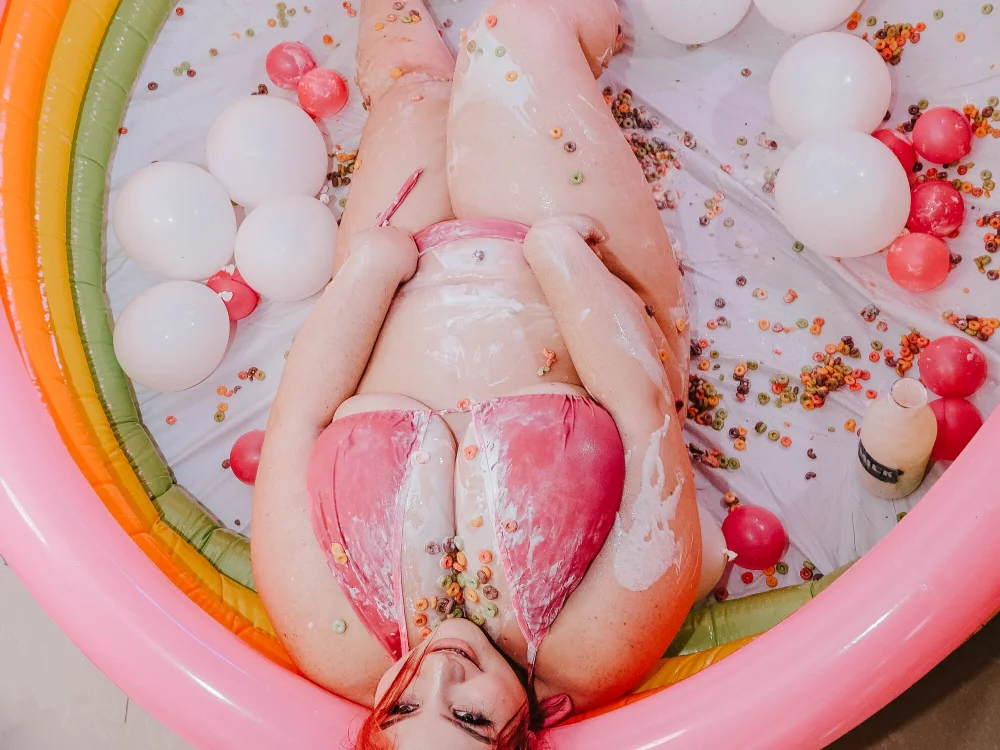 cami_eskoll's Offline Chat Room