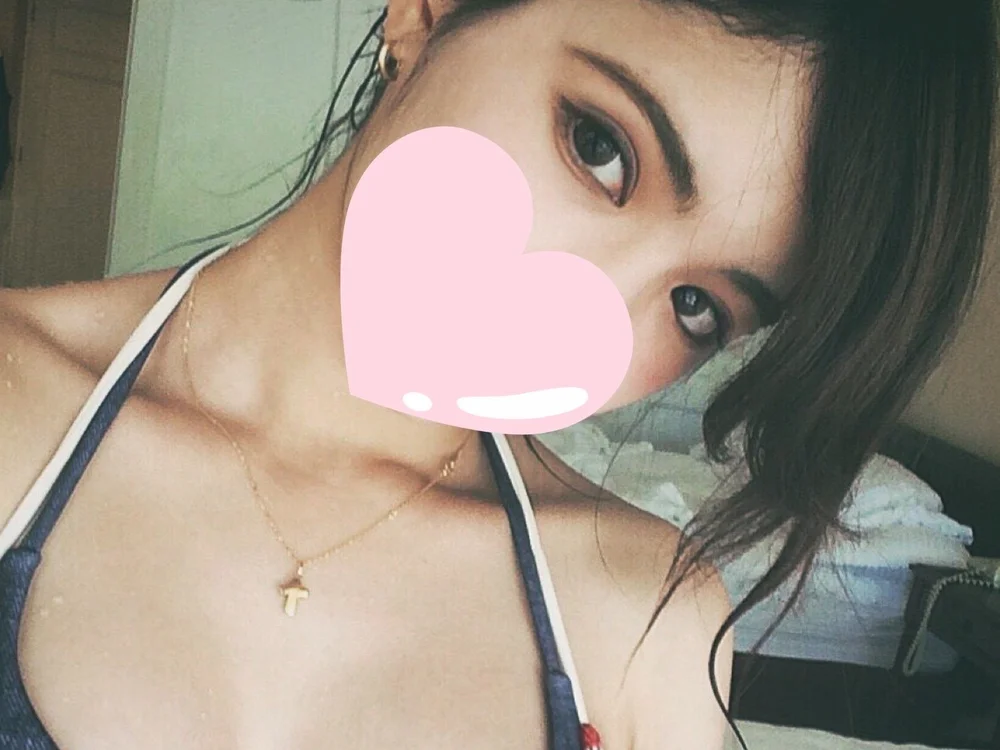 mimi_37458's Offline XXX Chat