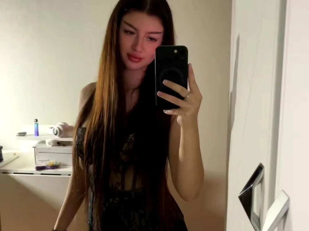 LoreneCalderwood Chat XXX offline