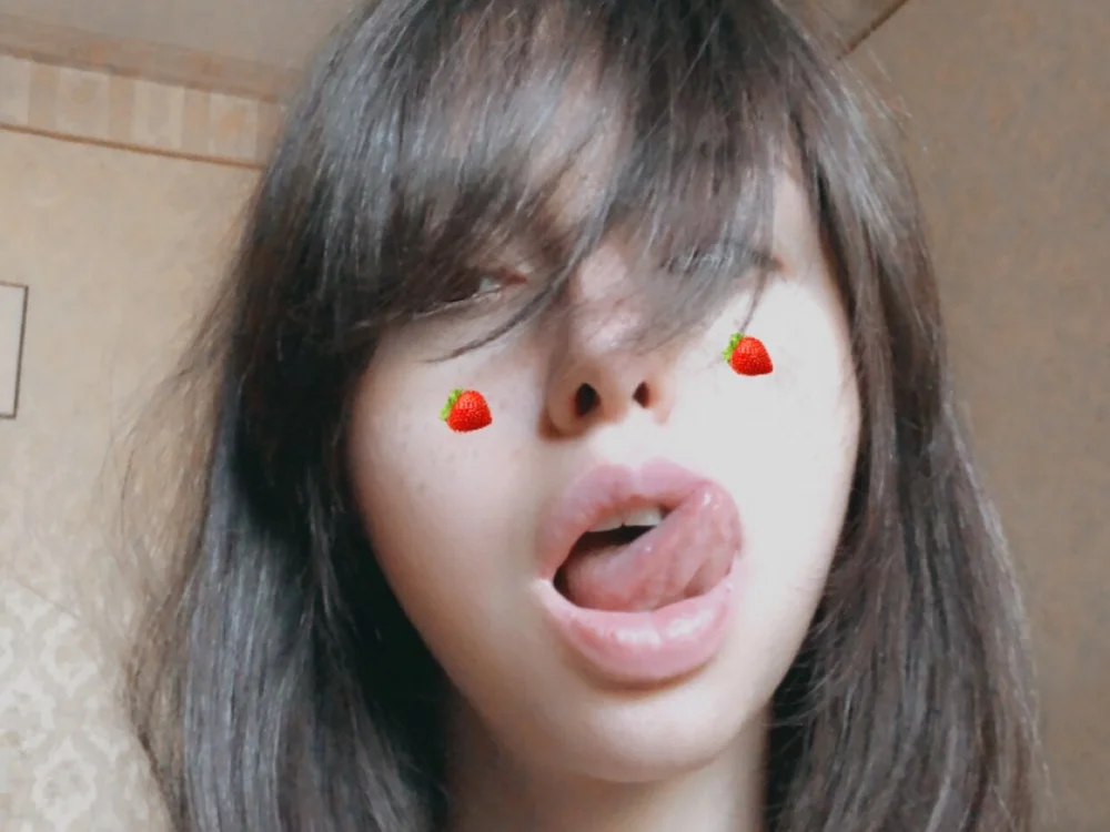Bonny__Blossom's Offline XXX Chat