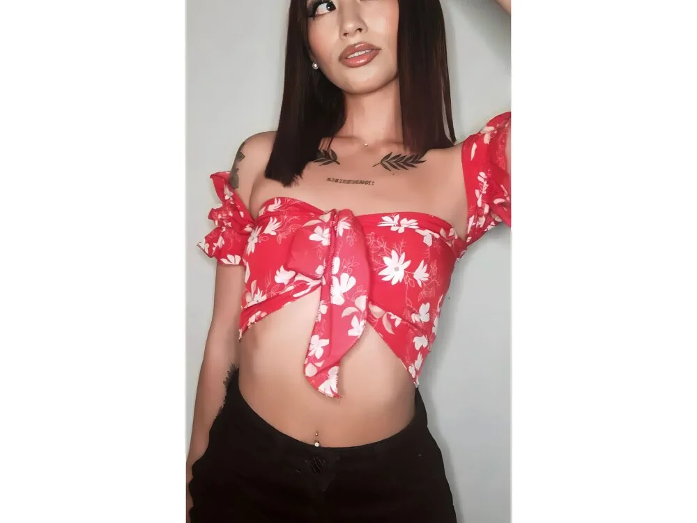 Sofia_thomson1_t offline XXX-chatje