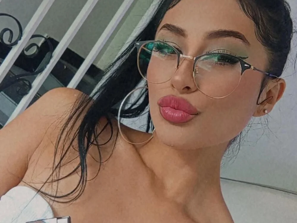 estefi1310 Offline XXX-Chat