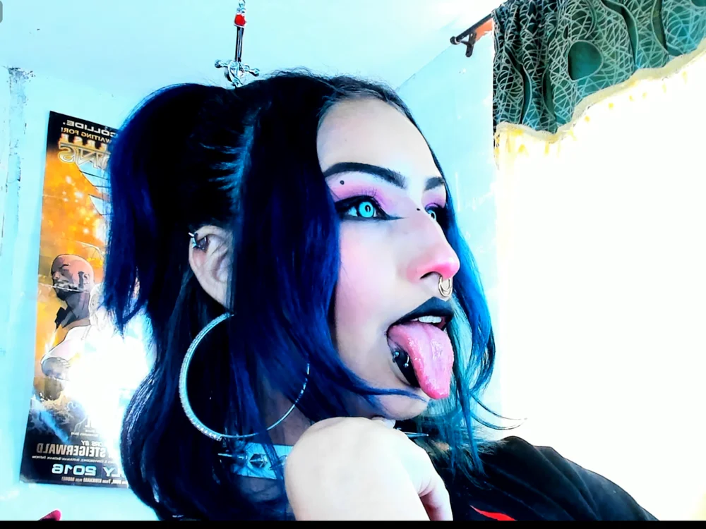 daisy_danne1's Offline XXX Chat