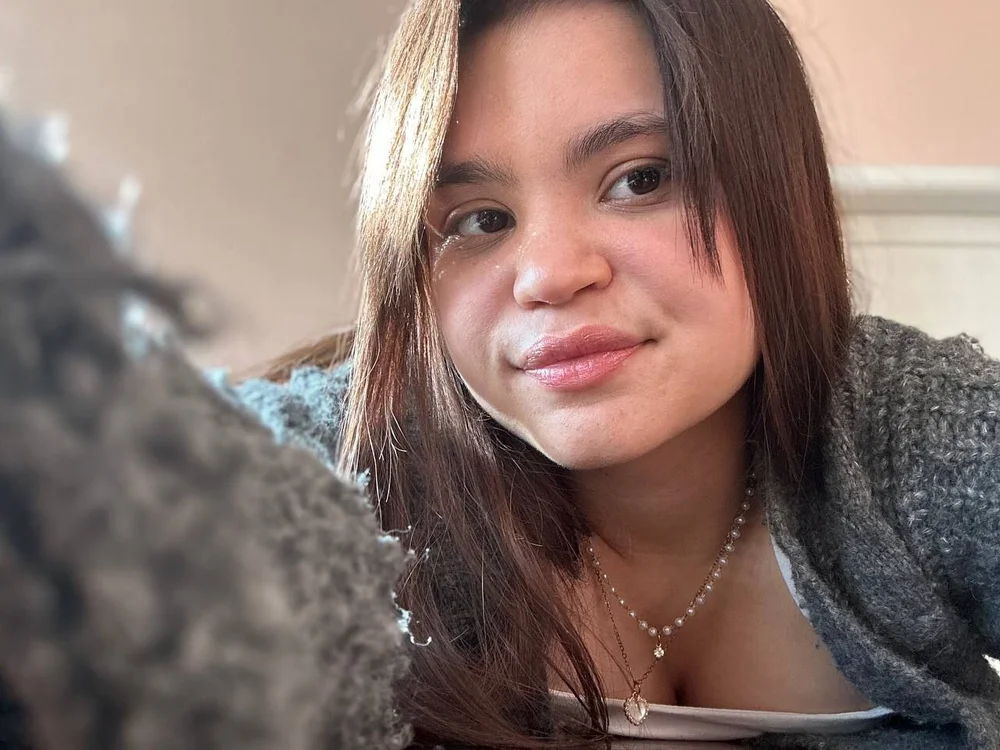 AlisonAbdella's Offline XXX Chat