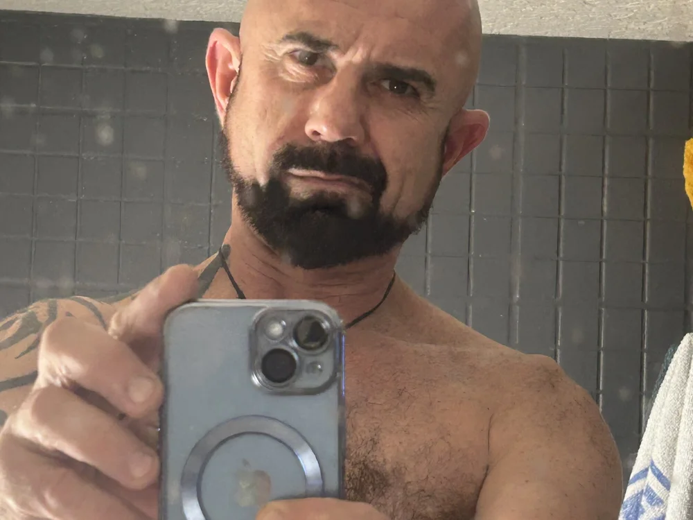 tonysteron offline chatrum