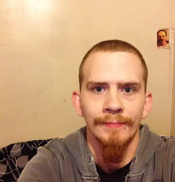 JohnnyNunemaker8736's Offline Chat Room