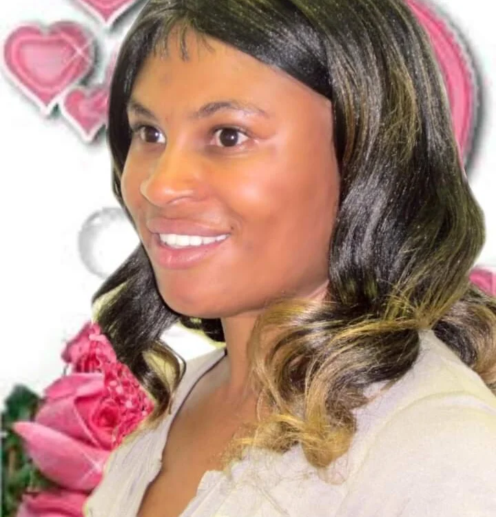 Malaika84 offline chatrum