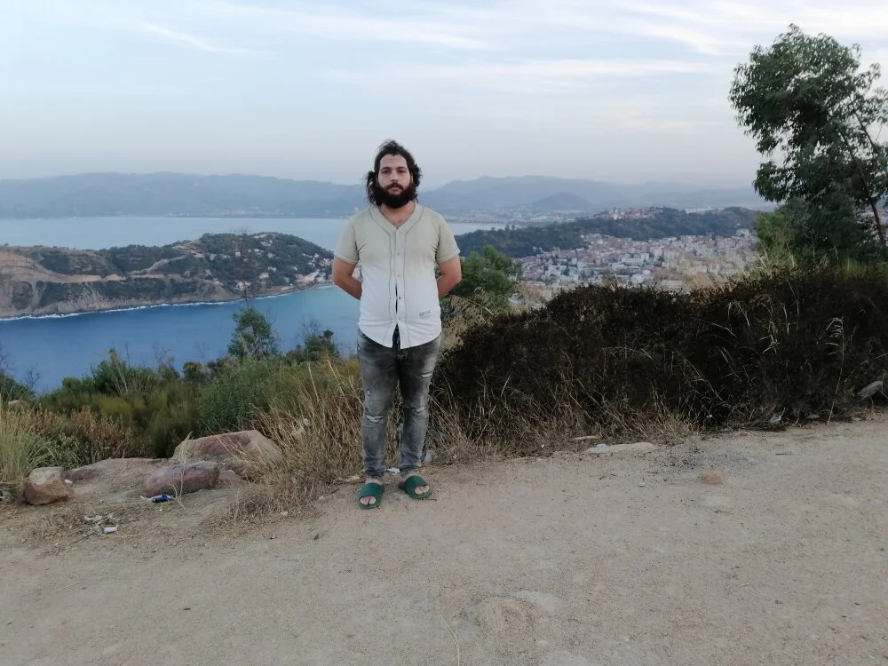 aymen_7_Kogustaki_Mucize_'s Offline XXX Chat