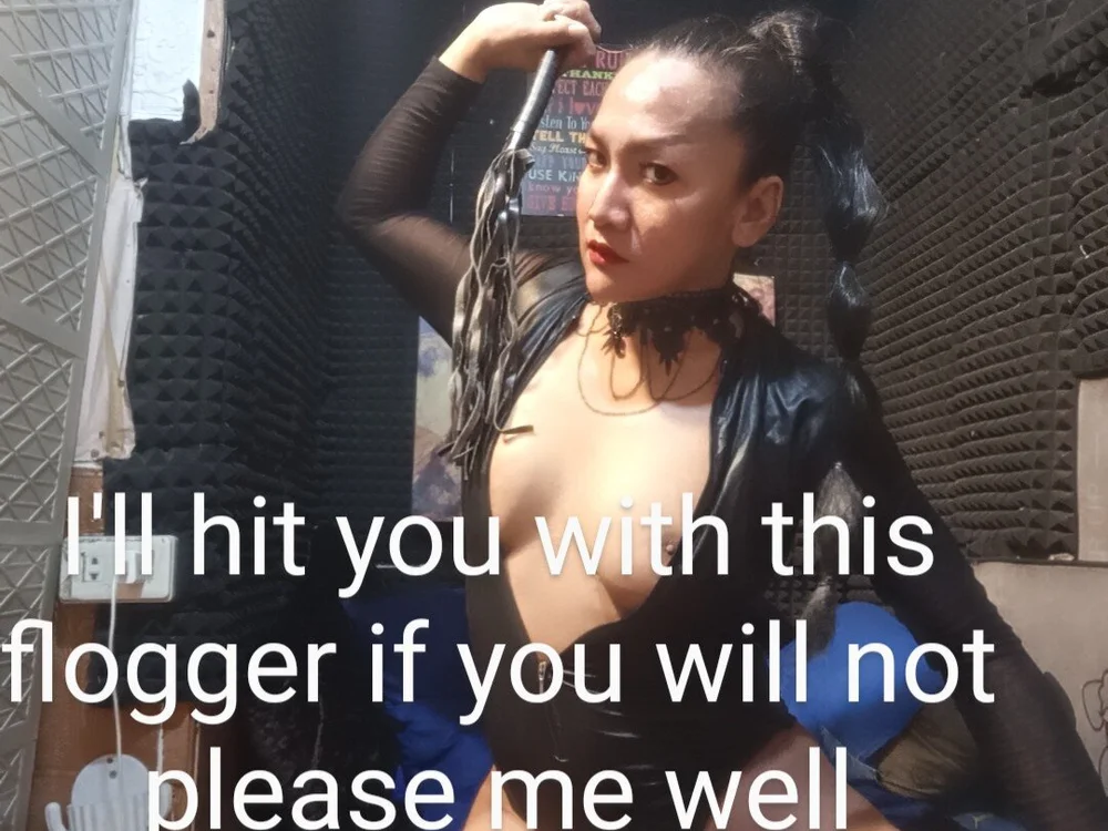 AsianmistressCheska: δωμάτιο συνομιλίας εκτός σύνδεσης
