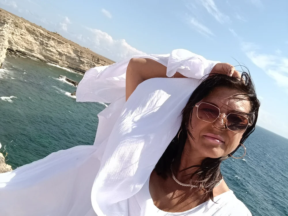 Diana_NeonX offline chatrum