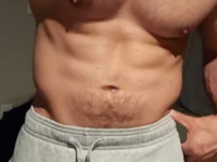 CanadianMuscles33's Offline XXX Chat