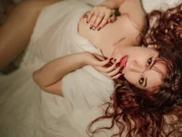 AbrilSnow's webcam live show