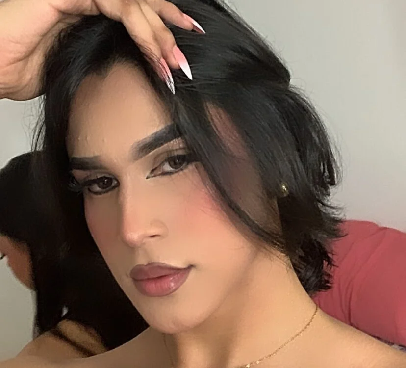 amberarousel_'s Offline Chat Room