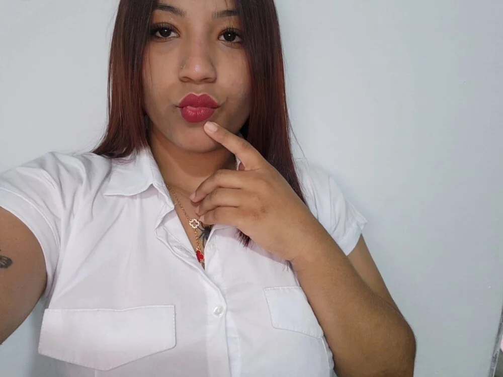 MAR-AVILLA 即時 XXX 聊天