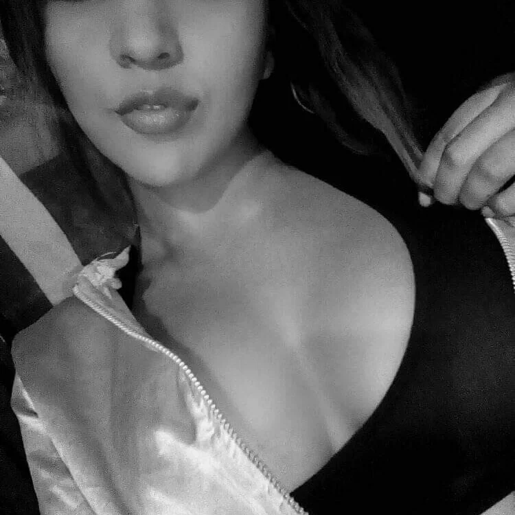 ImDiamondValerys' Offline XXX Chat