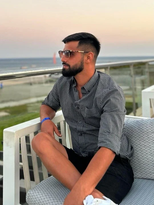 AlrenzoSunshine's Offline XXX Chat