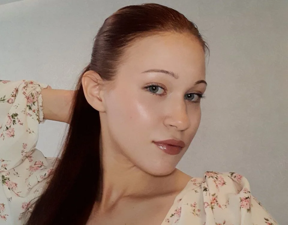 KarisaKusner's Offline XXX Chat