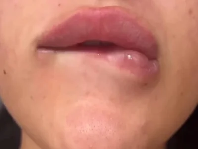 Tota_sexy: συνομιλία ΧΧΧ εκτός σύνδεσης