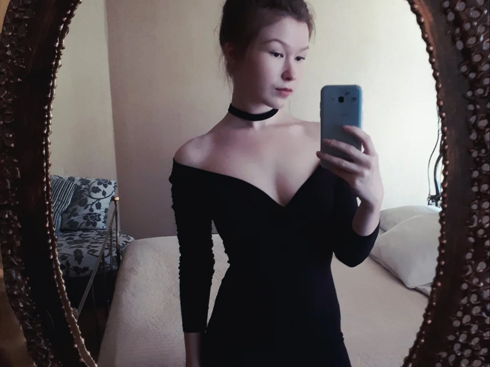 FloraNarciss' Offline XXX Chat