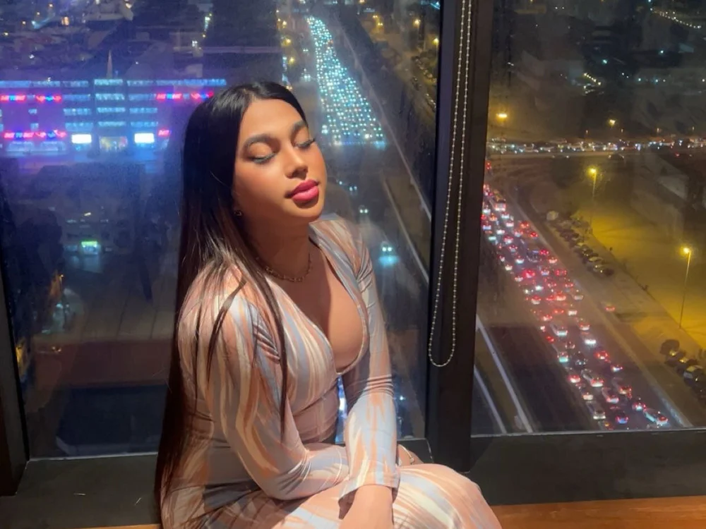 amourplacio2000's most recent online preview