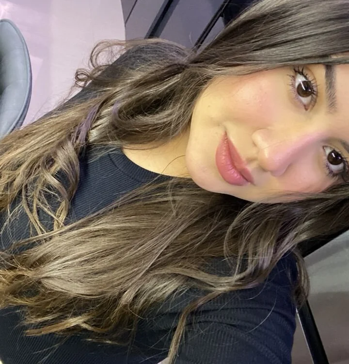 Fernanda144's Offline Chat Room