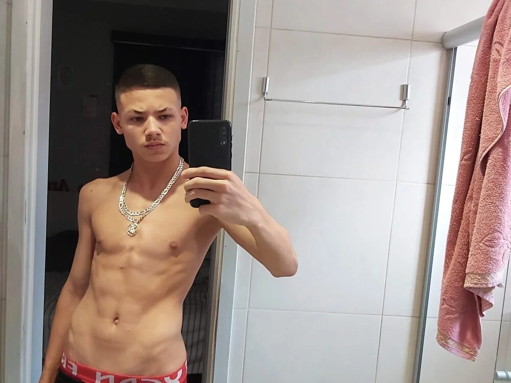 FreyrPauzudo Offline XXX Chat