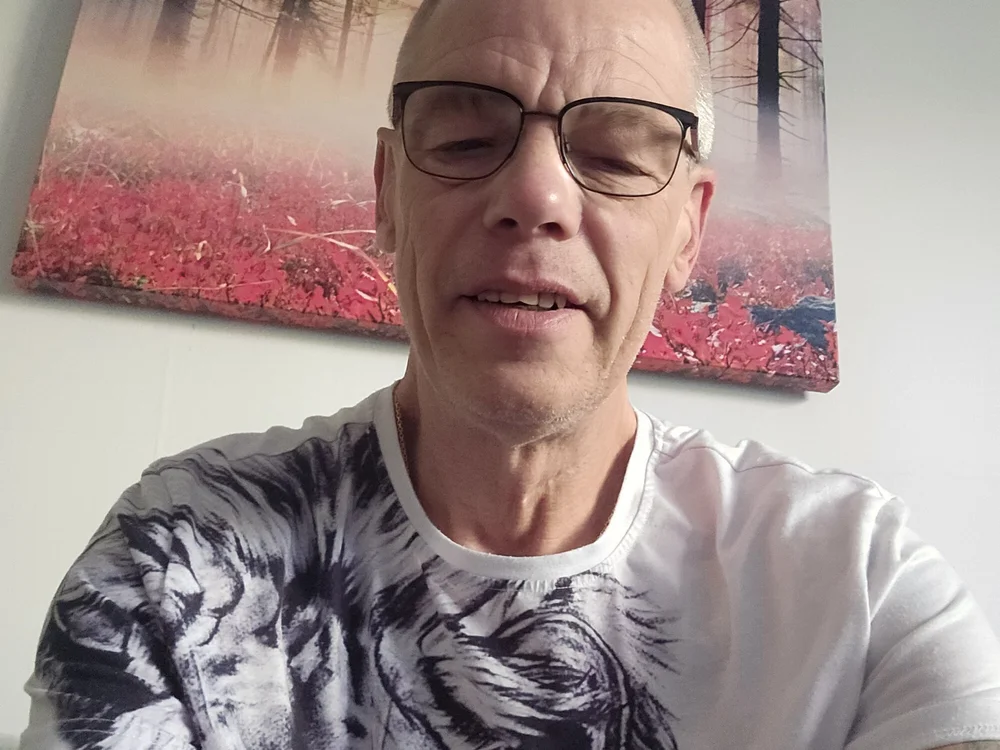 kalle5n Offline XXX chat